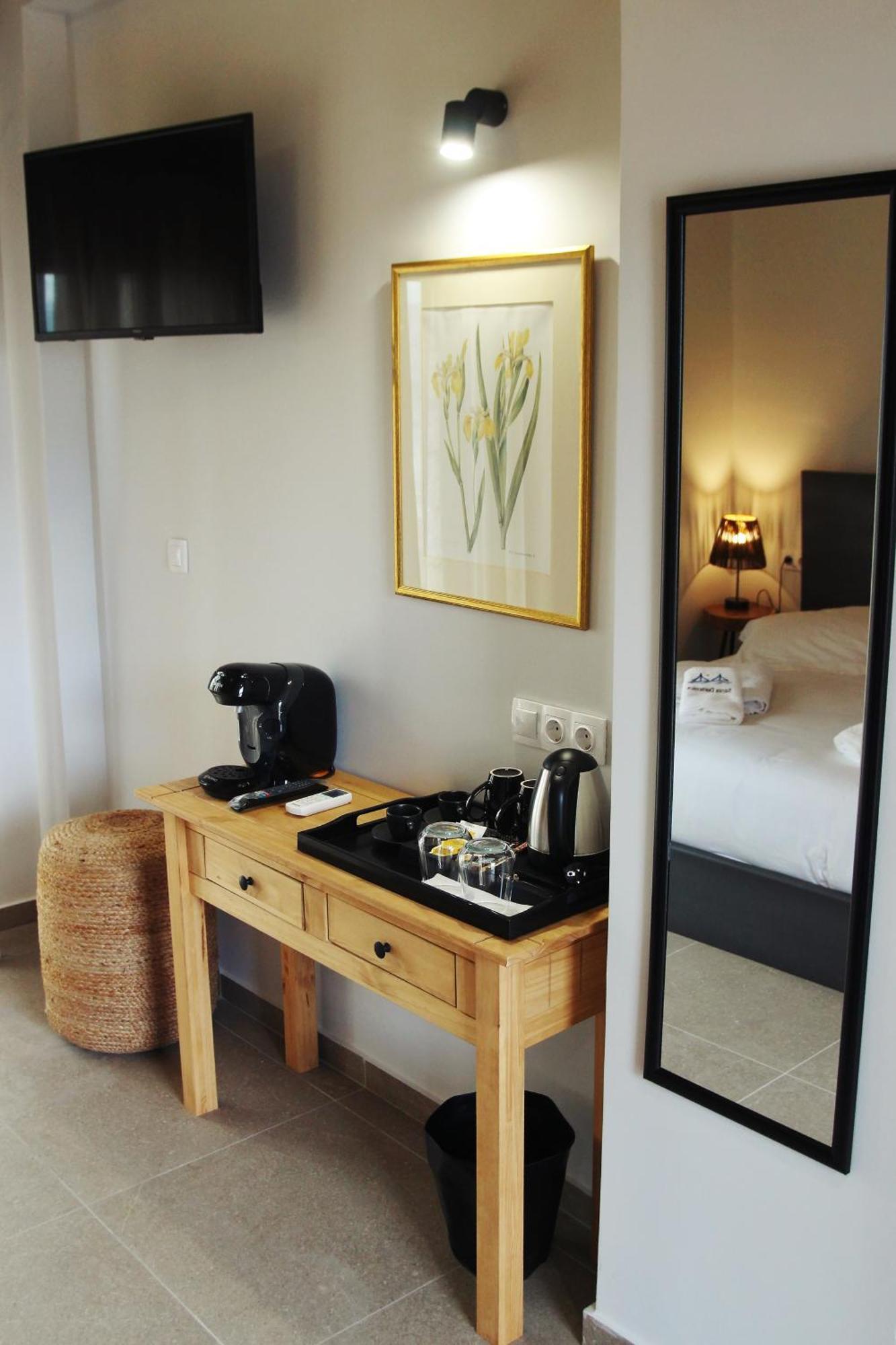 Santa Domenica Nafpaktos - Rooms And Apartments By The Sea Buitenkant foto