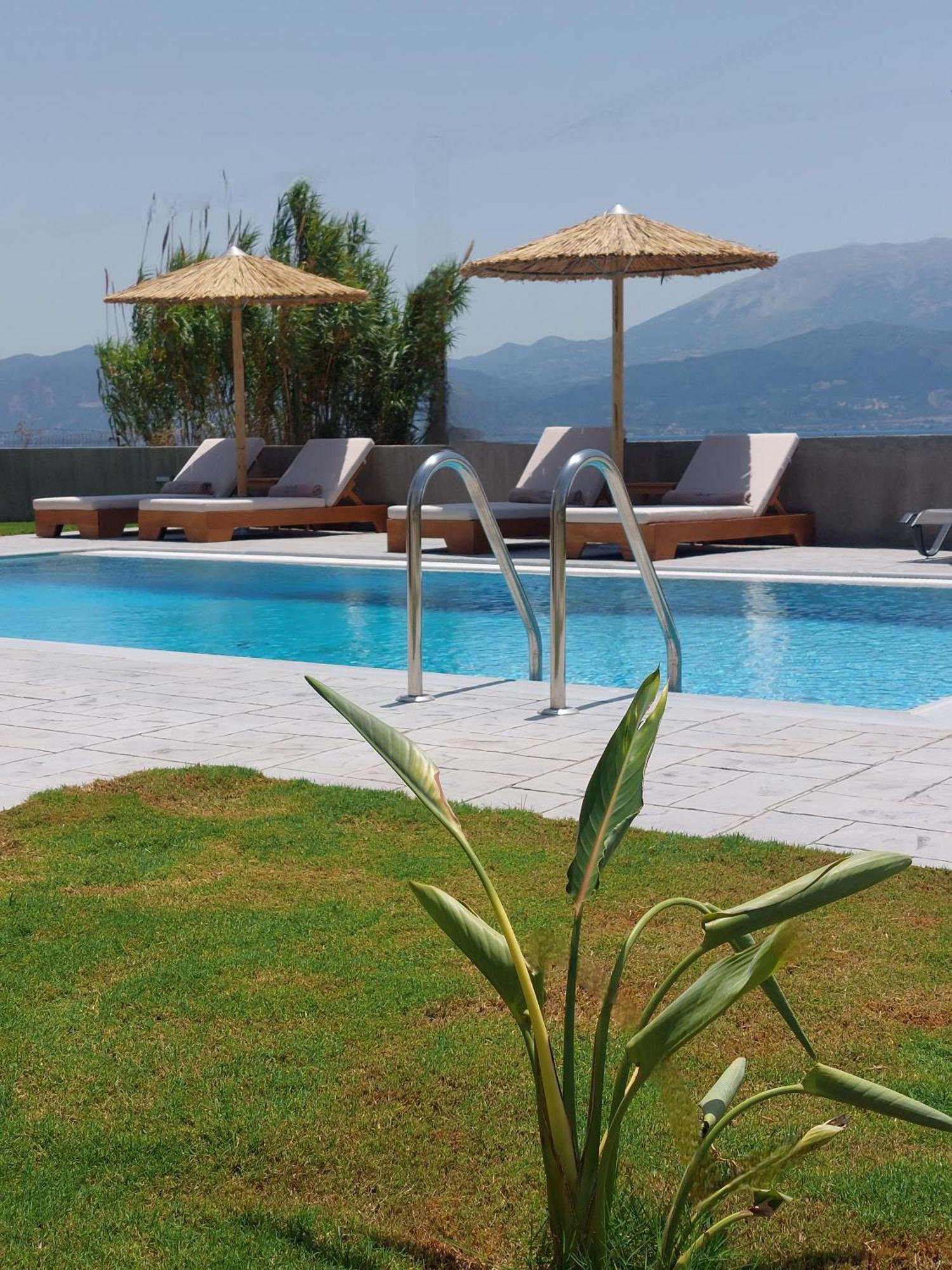 Santa Domenica Nafpaktos - Rooms And Apartments By The Sea Buitenkant foto